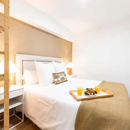 Lovely Pena Center Apartment